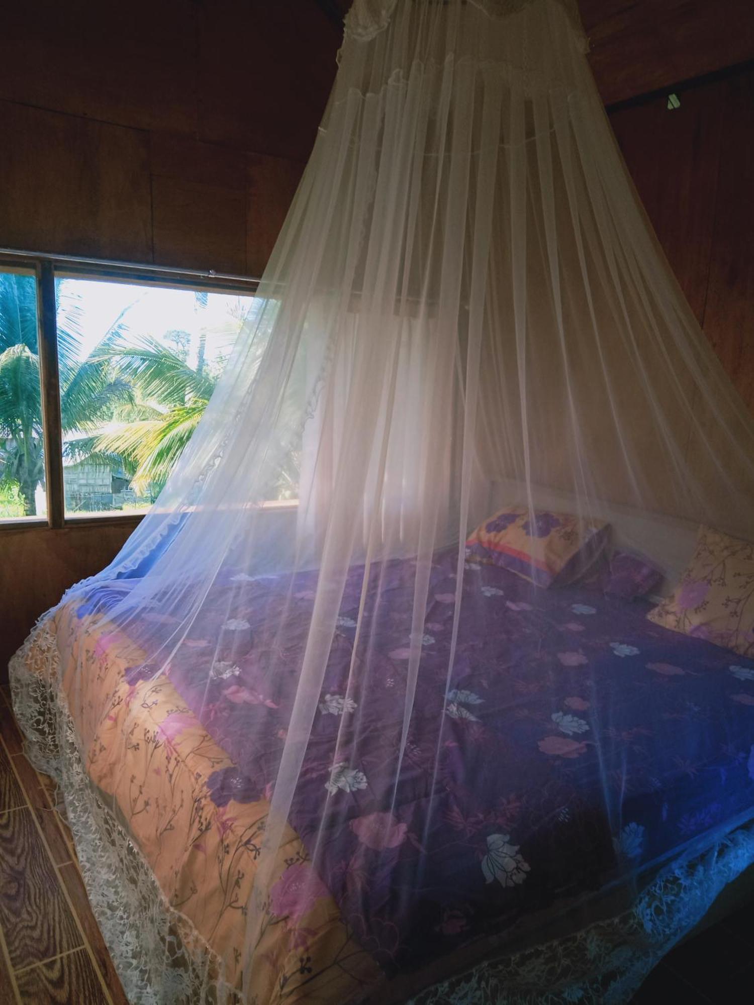 Coconut Homestay Tetebatu Bagian luar foto