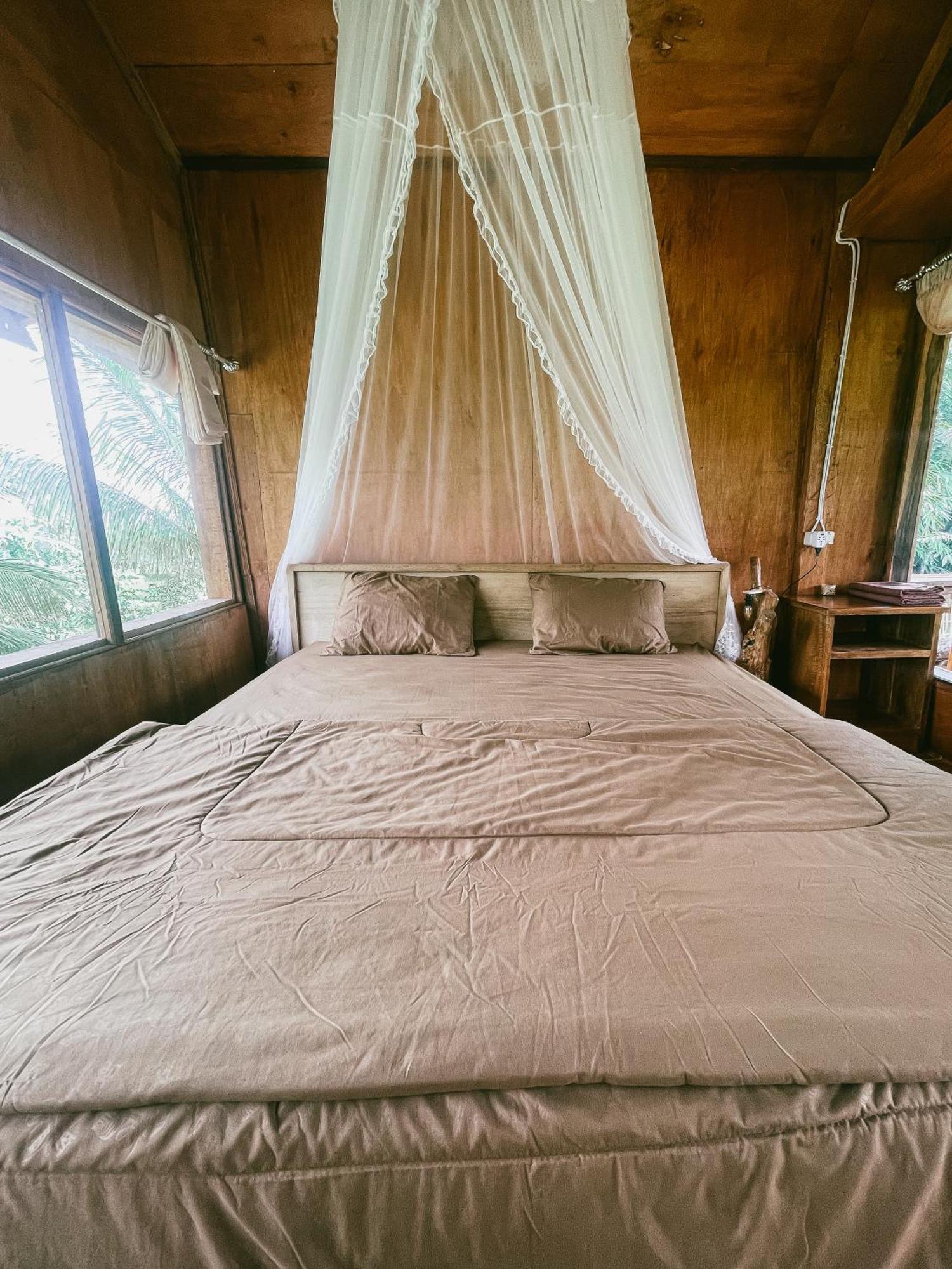Coconut Homestay Tetebatu Bagian luar foto
